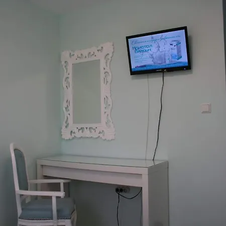 Apartment Romance